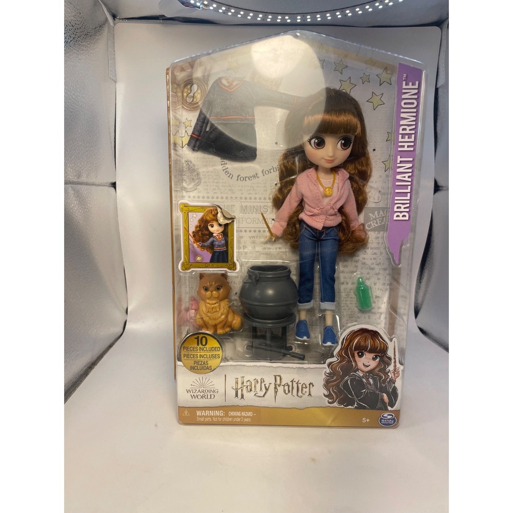 Wizarding World of Harry Potter 8" Deluxe Brilliant Hermione Granger Gift Set